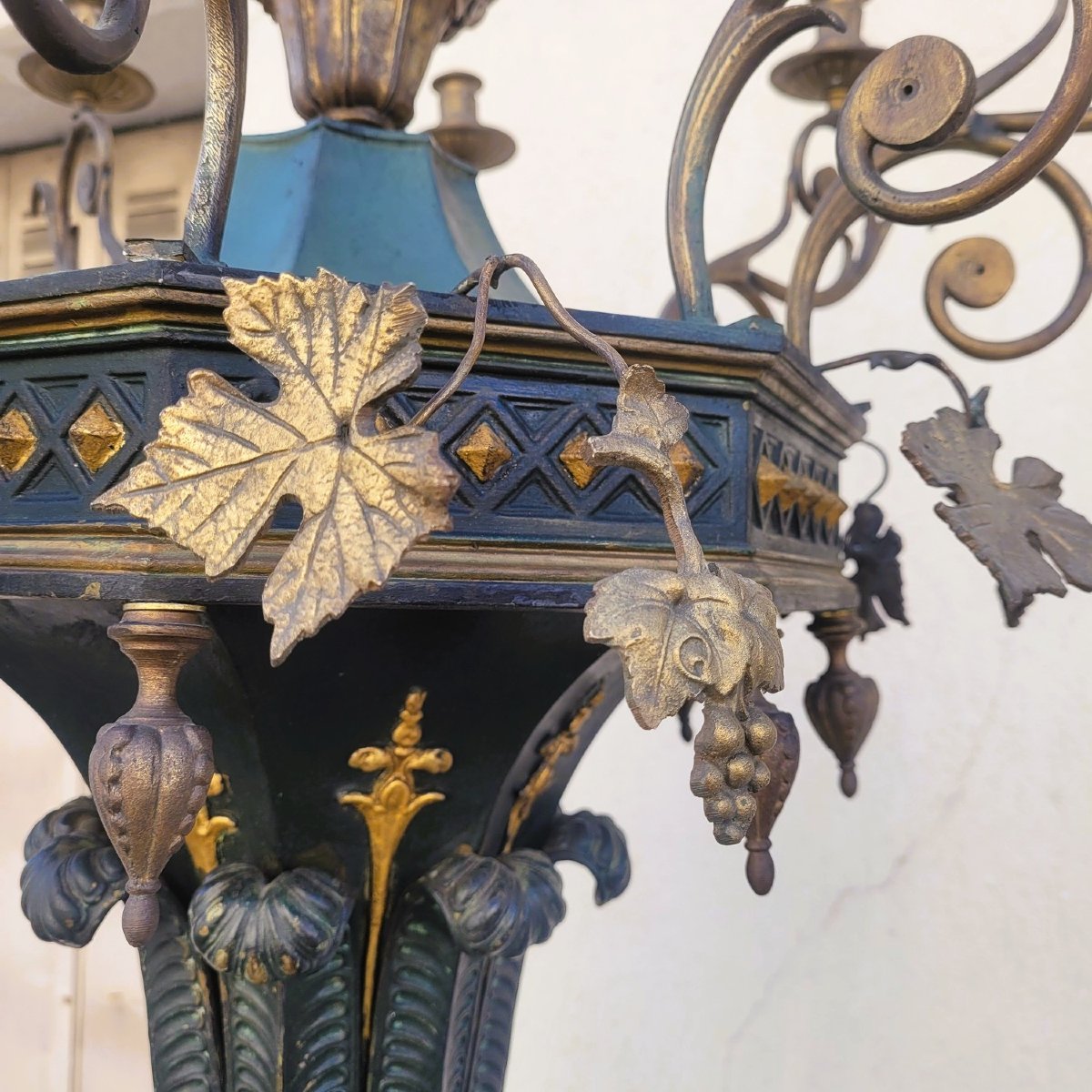Grand candélabre H257cm, style gothique, début XIXème siècle-photo-3