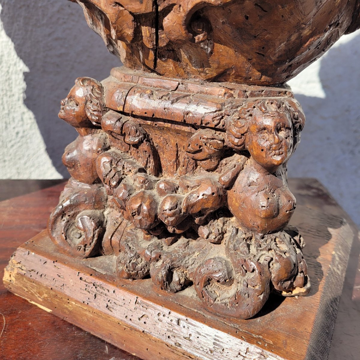 Paire de bustes- reliquaires en noyer sculpté, époque XVIIème siècle-photo-4