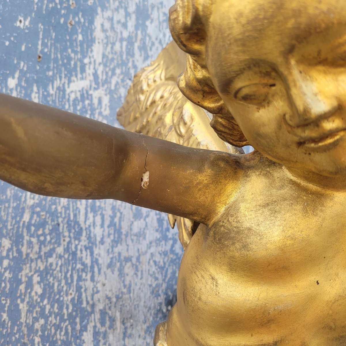 Gilded Wooden Winged Putto Holding A Lamp, Italy, 19th Century-photo-3