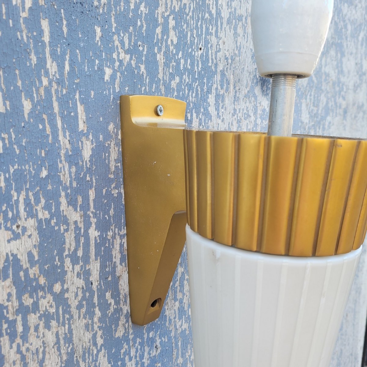 Primat Leuchte, Pair Of Opaline Glass And Metal Wall Sconces, 1960s-photo-4