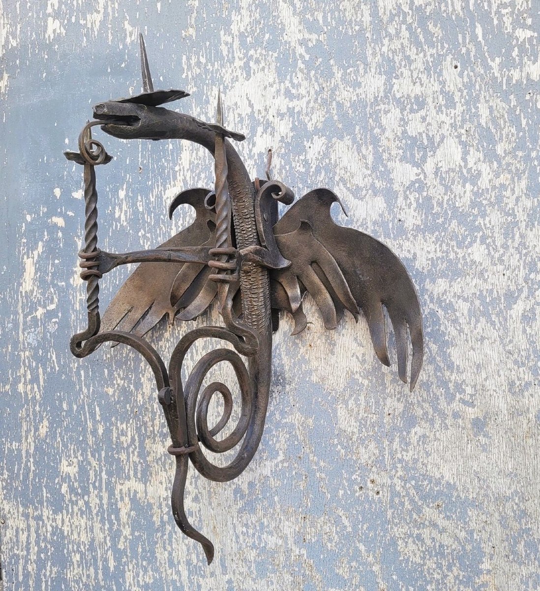 A Mazzucotelli (dans le goût de) , 2 Appliques Dragon en fer forgé, H58cm,  début XXème siècle-photo-5