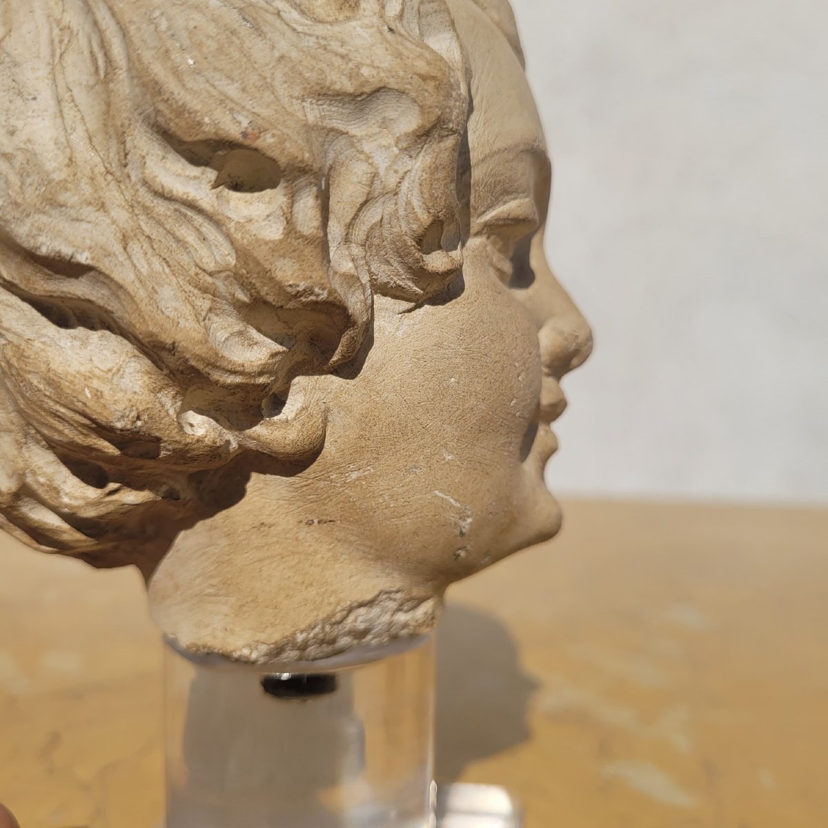 Sculpture Tête d'enfant en pierre, XVII/XVIIIème siècle-photo-5