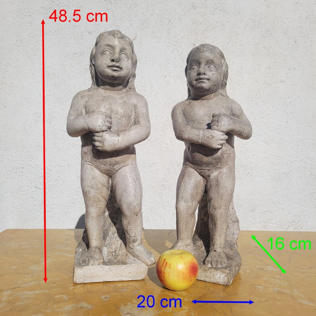Anges Céroféraires en pierre marbrière, époque XVII/XVIIIème siècle-photo-2