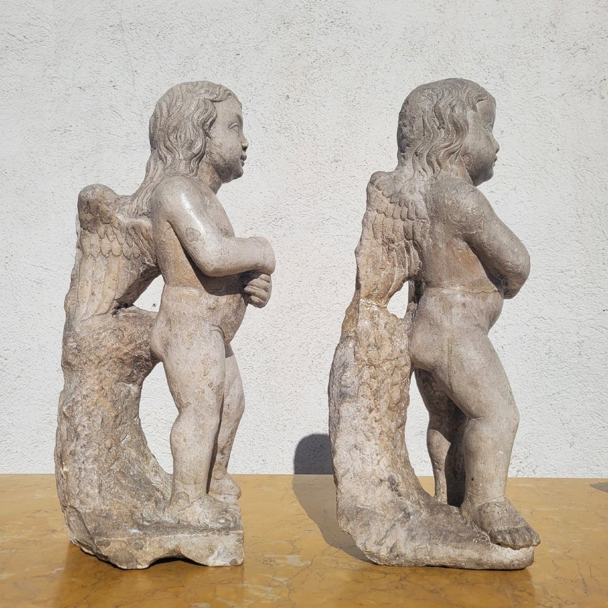Anges Céroféraires en pierre marbrière, époque XVII/XVIIIème siècle-photo-4