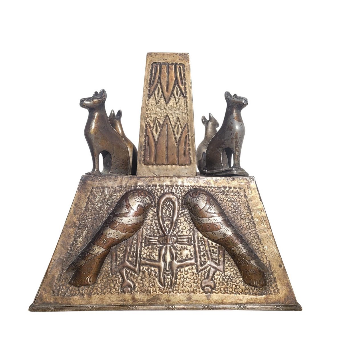Egyptomania, ancien pied de lampe en métal, début XXème siècle