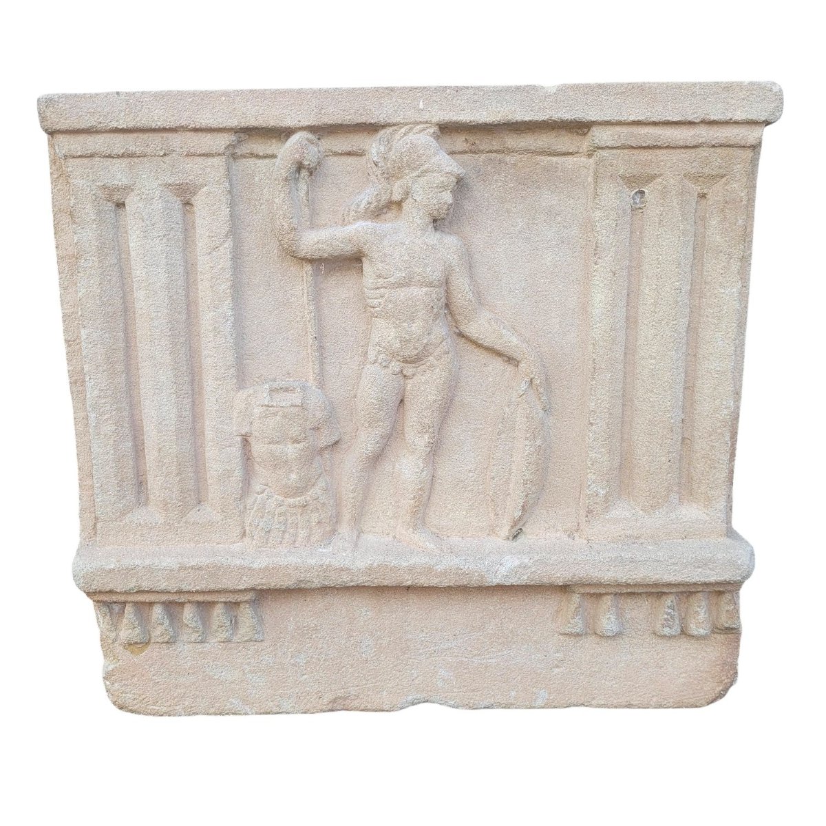 Rare bas-relief en pierre sculptée à l'antique, 1ere partie du XIXème siècle