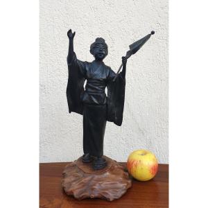 Jeune Femme à l'Ombrelle, Bronze Japon, Meiji, XIXème Siècle