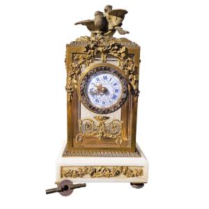 Louis XVI-style Clock In Bronze And White Marble, 19th Century