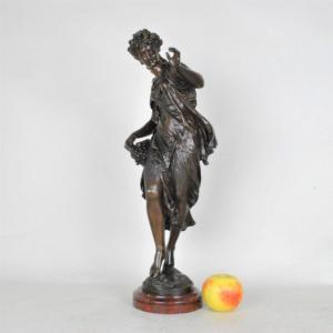 Math Moreau, l'Automne, Bronze Signé , XIXème Siècle