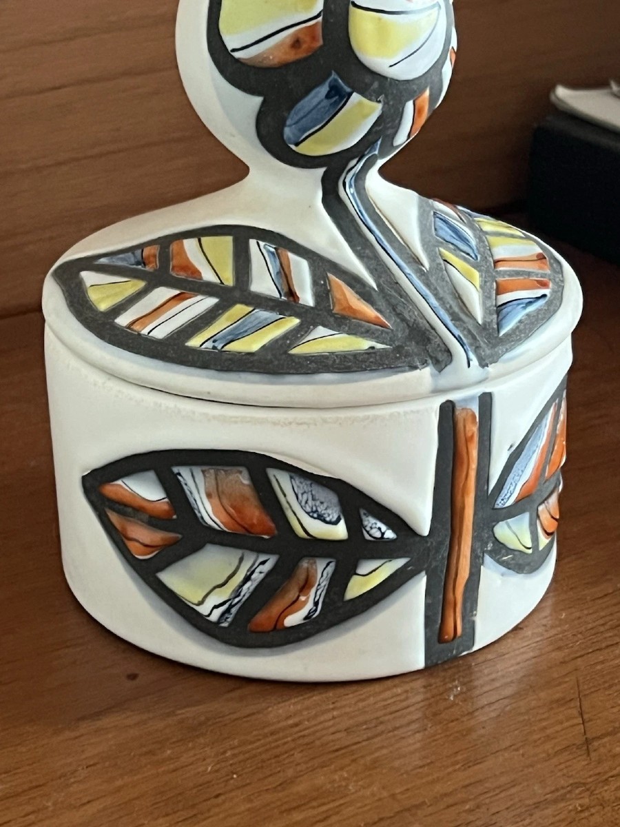 Boîte à poudre couverte à décor floral – Roger Capron, Vallauris (1947)-photo-4