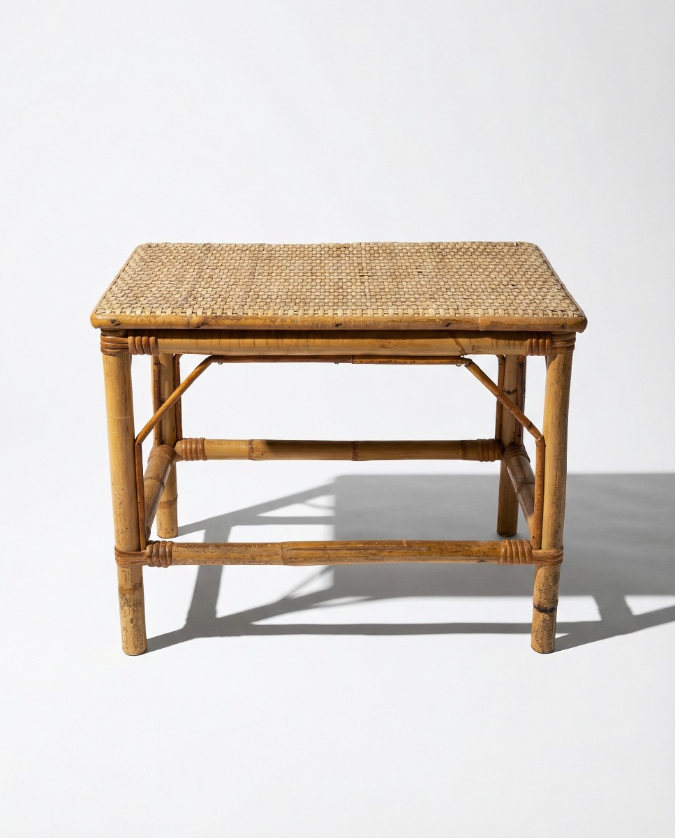 Table basse / table d’appoint en rotin vintage – Années 60