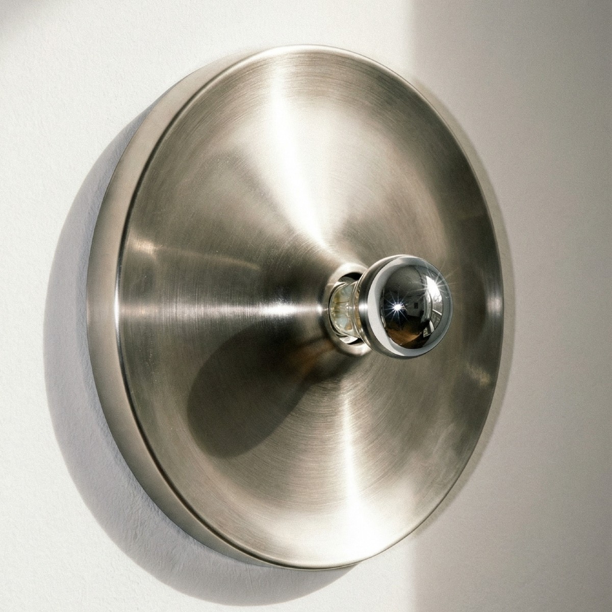 Modernist Disc Wall Sconce In The Style Of Charlotte Perriand – Space Age Silver – Diameter 35cm