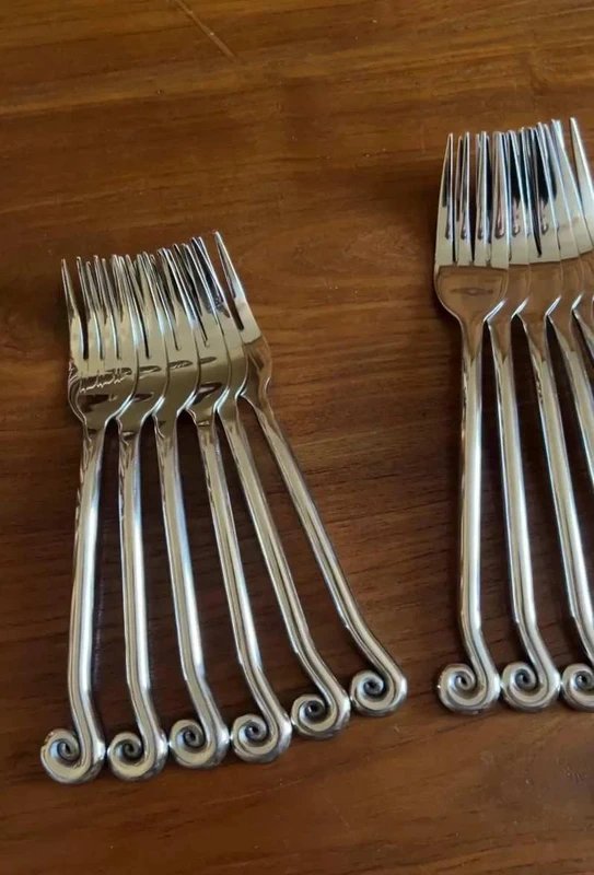 30-piece Silver-plated 18/10 Stainless Steel Spiral/whirlwind Cutlery Set – Mid-century Modernist Style-photo-2