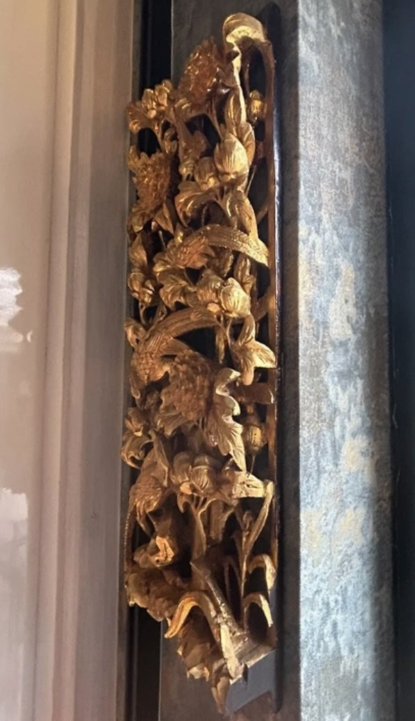 Chinese High Relief In Carved And Gilded Wood – Decorated With Birds And Flowers – 20th Century Asian Art -photo-1