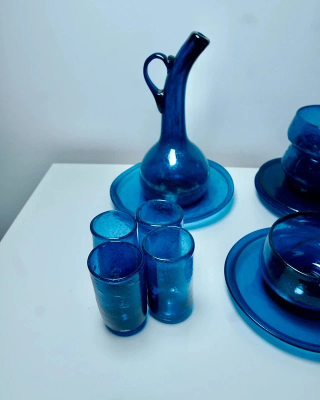 Ensemble verrerie style Biot en verre soufflé bleu cobalt – carafe + verres + bols + soucoupes-photo-6