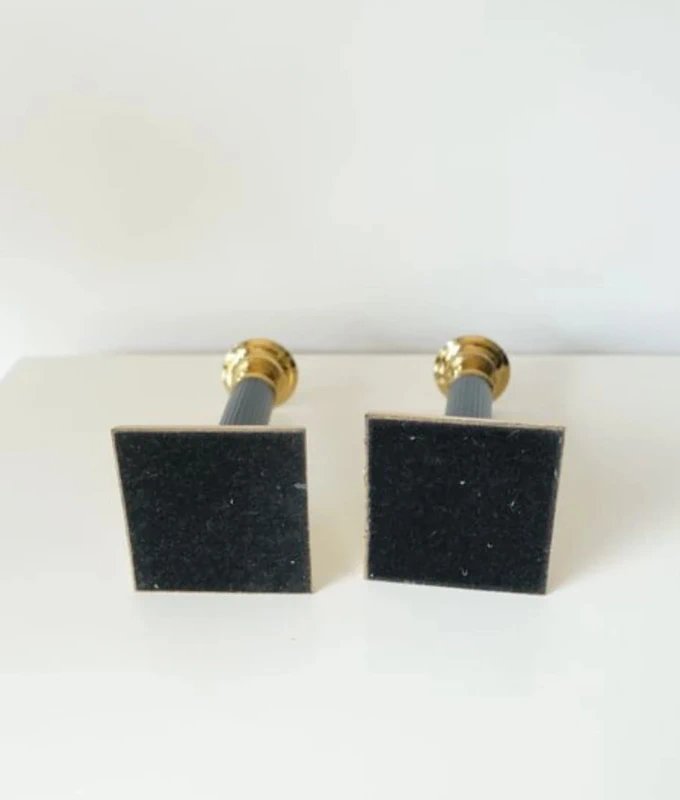 Paire de bougeoirs flambeaux en laiton doré - années 70-photo-6