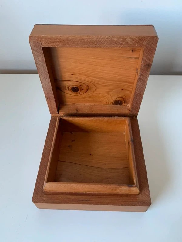 Marquetry Jewelry Box In Cedar Wood And Mother-of-pearl - Vintage Craftsmanship-photo-3