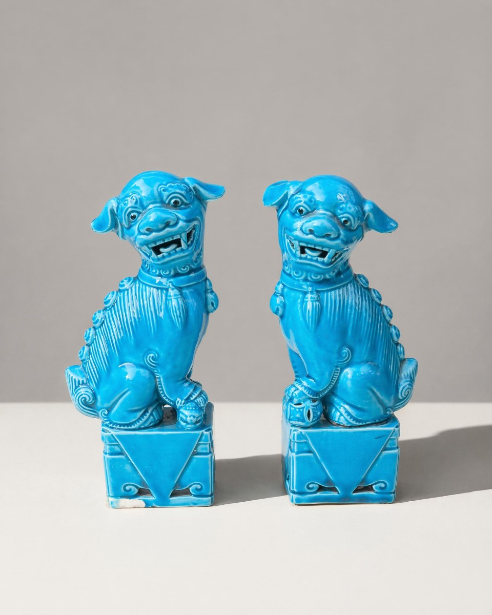 Pair Of Blue Chiens De Fô - Blue Chinese Glazed Ceramic - Mid 20th Century