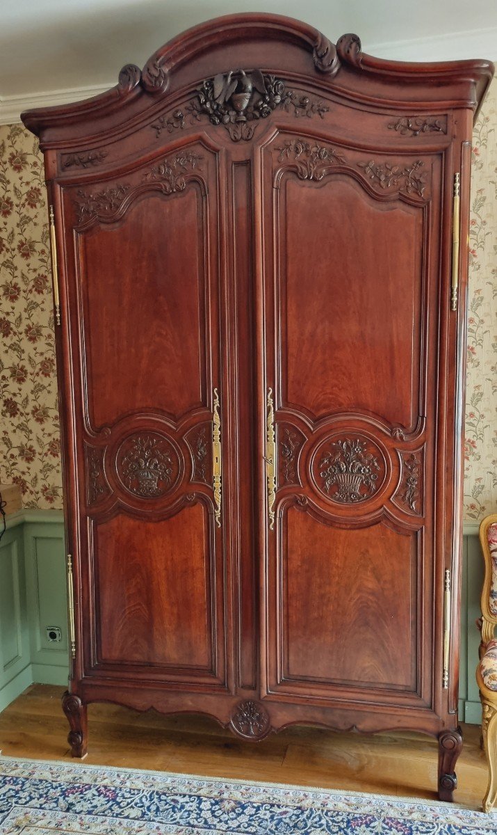 Rare Wedding Wardrobe In Solid Mahogany, Upper Normandy 18th Century.