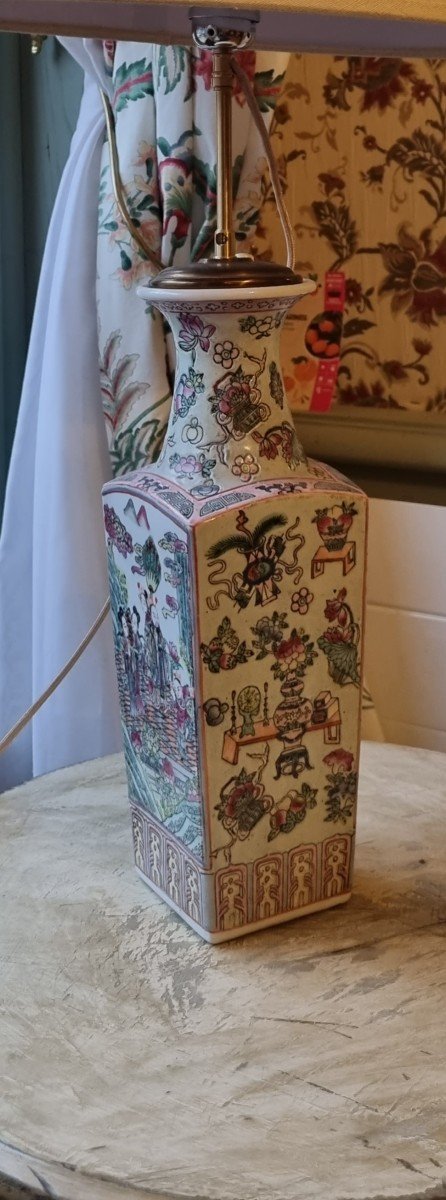Lampe - Vase Quadrangulaire En Porcelaine Chine XXème 