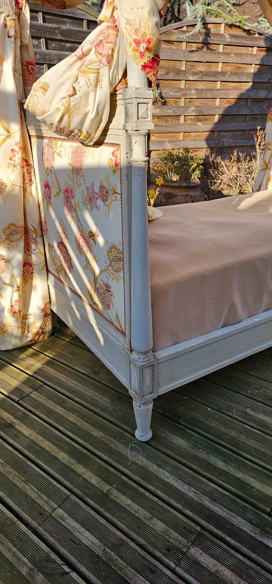 Louis XVI Period Polish Bed.-photo-1