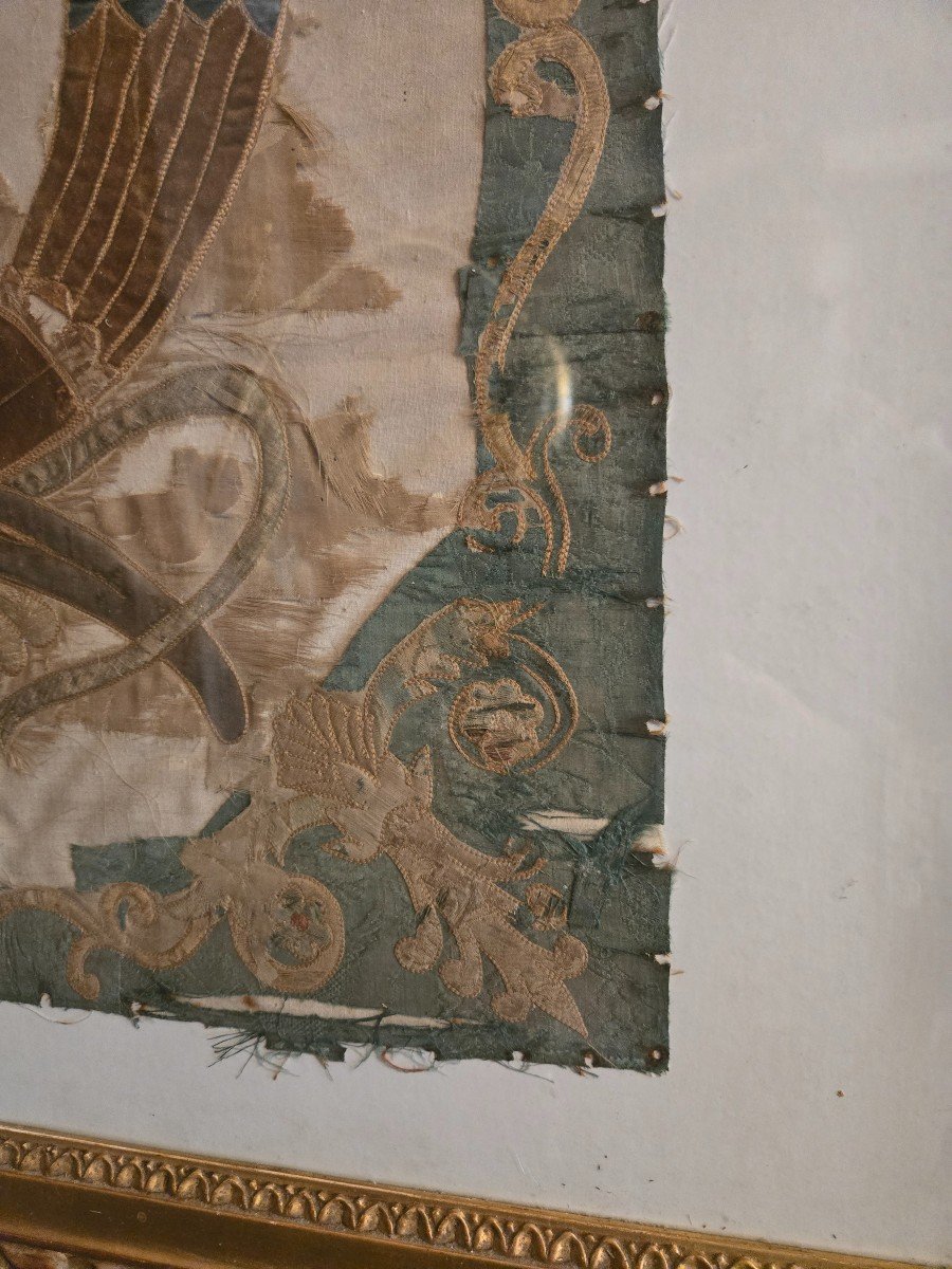 Broderie Aux Cornes d'Abondance, Travail d'époque Empire.-photo-3