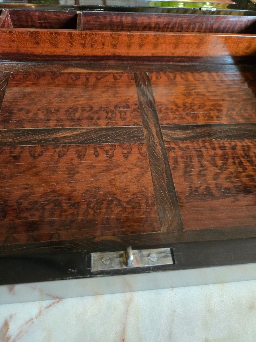 Louis XIV Period Travel Writing Case In Precious Wood Veneer.-photo-4