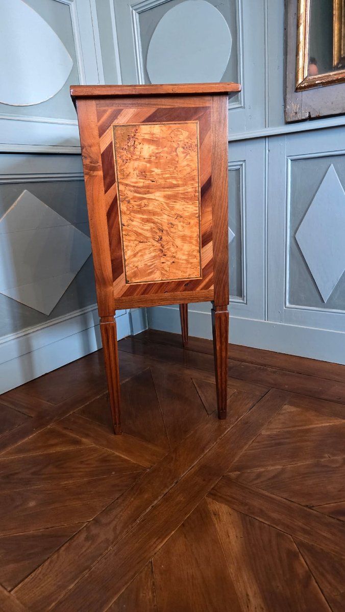 Small Louis XVI Chest Of Drawers – Regional Work From Eastern France, Late 18th Century  -photo-5