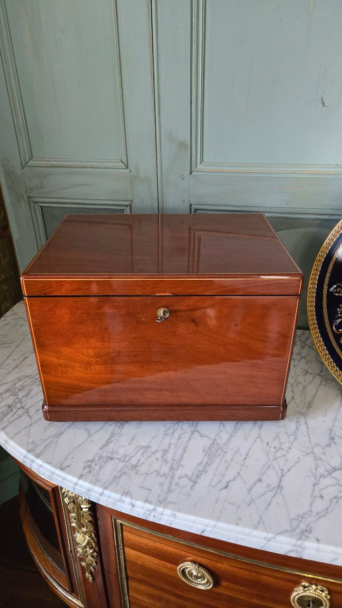 19th Century Mahogany Collector's Box -photo-2