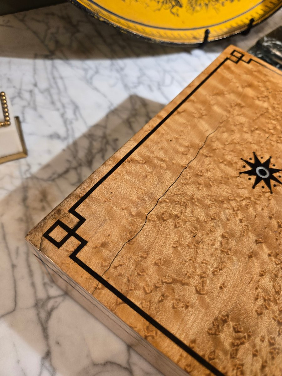 Box In Speckled Maple, Amaranth Stringing And Mother-of-pearl Marquetry, Charles X Period-photo-3