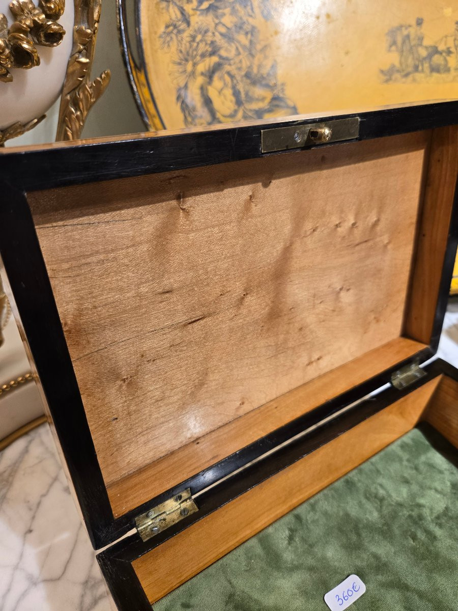 Box In Speckled Maple, Amaranth Stringing And Mother-of-pearl Marquetry, Charles X Period-photo-6