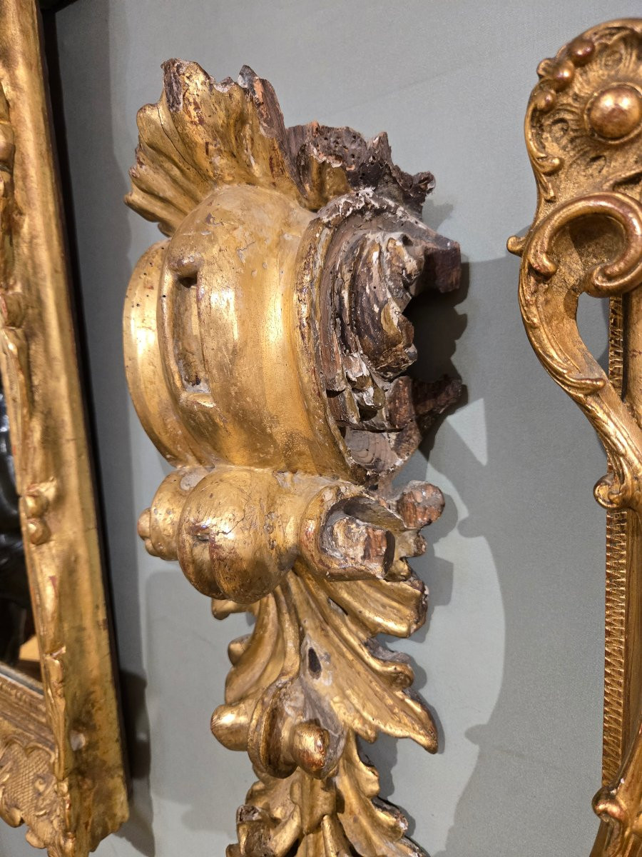Pair Of Carved And Gilded Softwood Ornamental Falls, Louis XIV – Regency Period.-photo-2