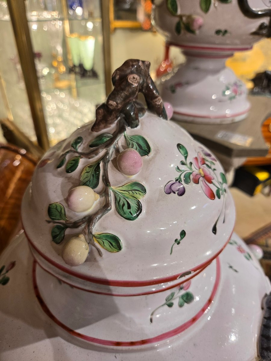 paire de grands pots à pharmacie en faïence polychrome – Est de la France, XIXe siècle.-photo-5