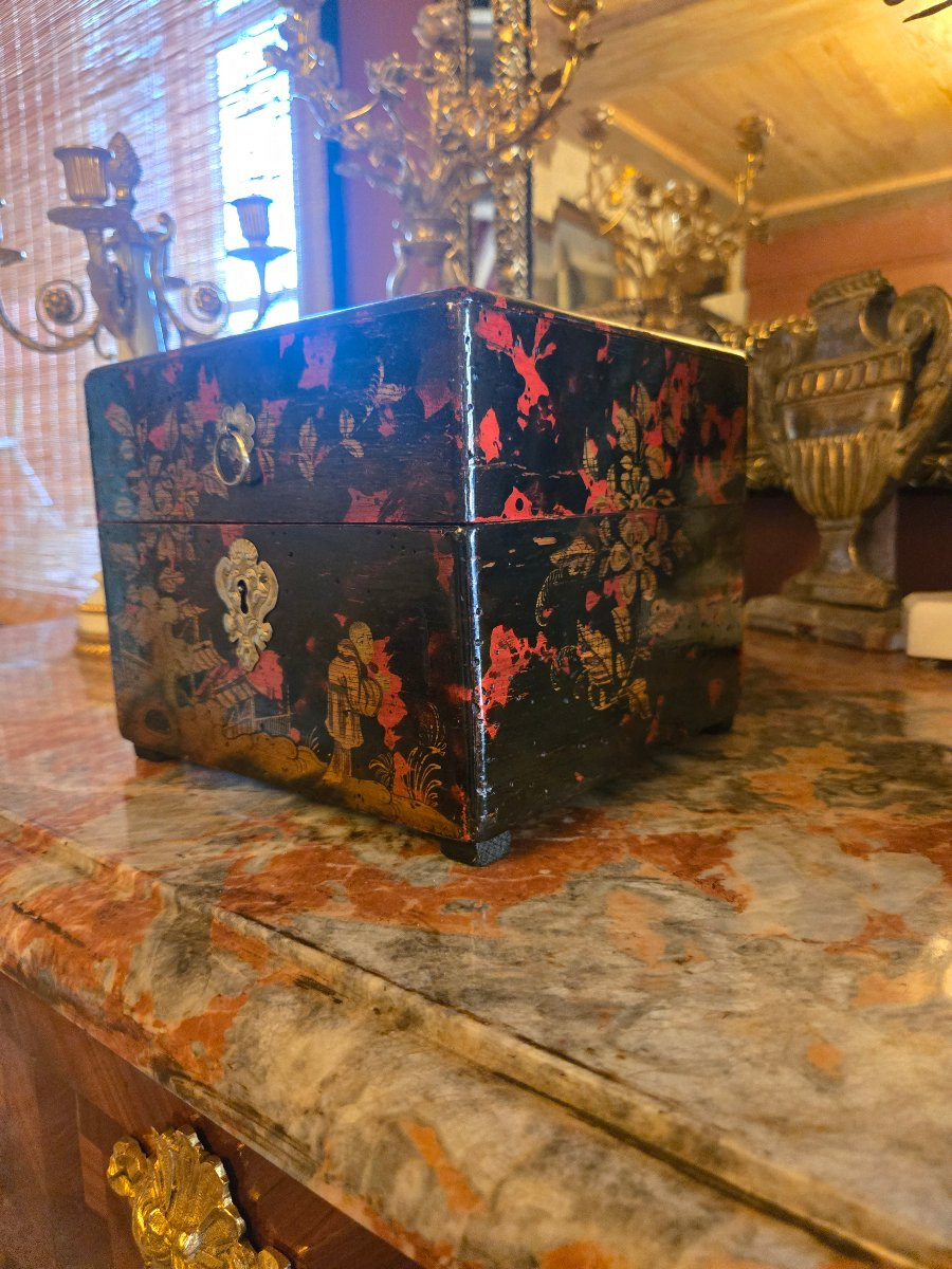 Nécessaire à senteurs en vernis Martin – Paris, époque Louis XV, vers 1750.  -photo-3