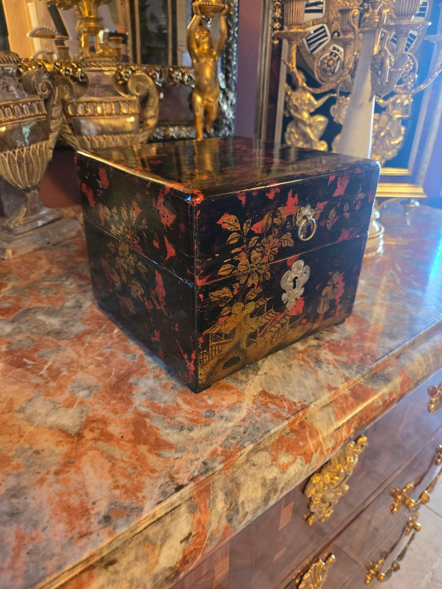 Nécessaire à senteurs en vernis Martin – Paris, époque Louis XV, vers 1750.  -photo-4
