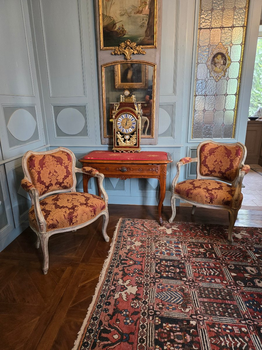 Pair Of Louis XV Period Dressing Chairs.  -photo-8
