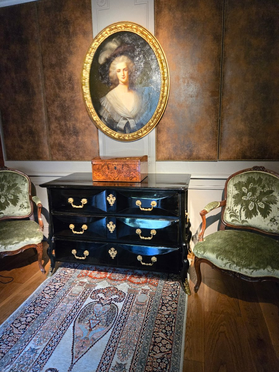 Commode Louis XIV dite « mazarine », travail régional français, probablement Dauphiné.-photo-8