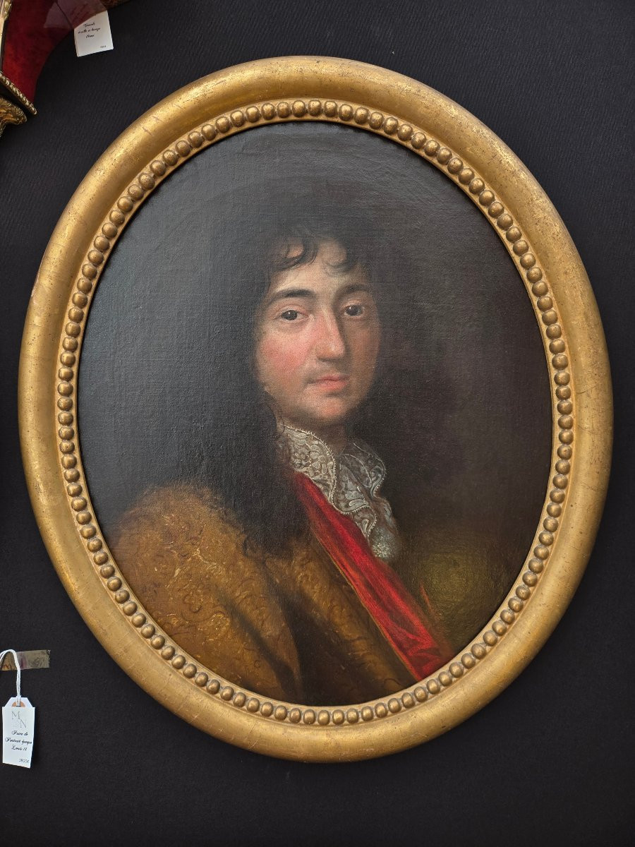 Paire de portraits d’époque Louis XIV.  École française, fin du XVIIᵉ siècle.-photo-3