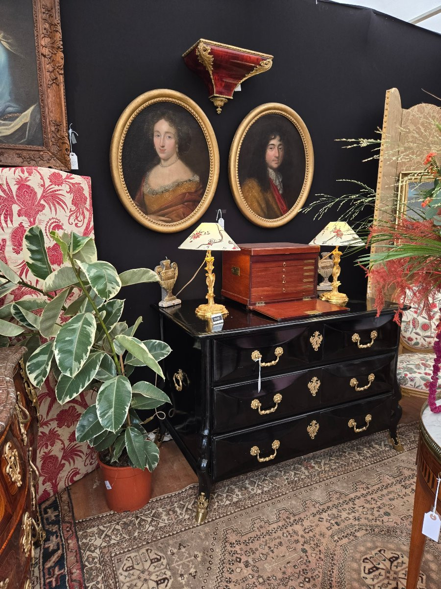 Paire de portraits d’époque Louis XIV.  École française, fin du XVIIᵉ siècle.-photo-8