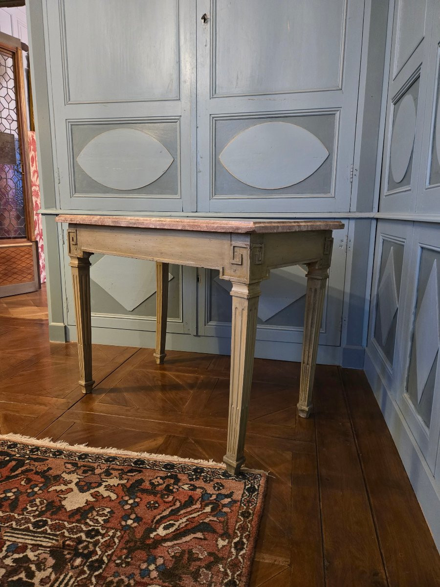 Table à gibier d’époque Louis XVI, coiffée d’un plateau en pierre marbrière de Bourgogne.  -photo-2
