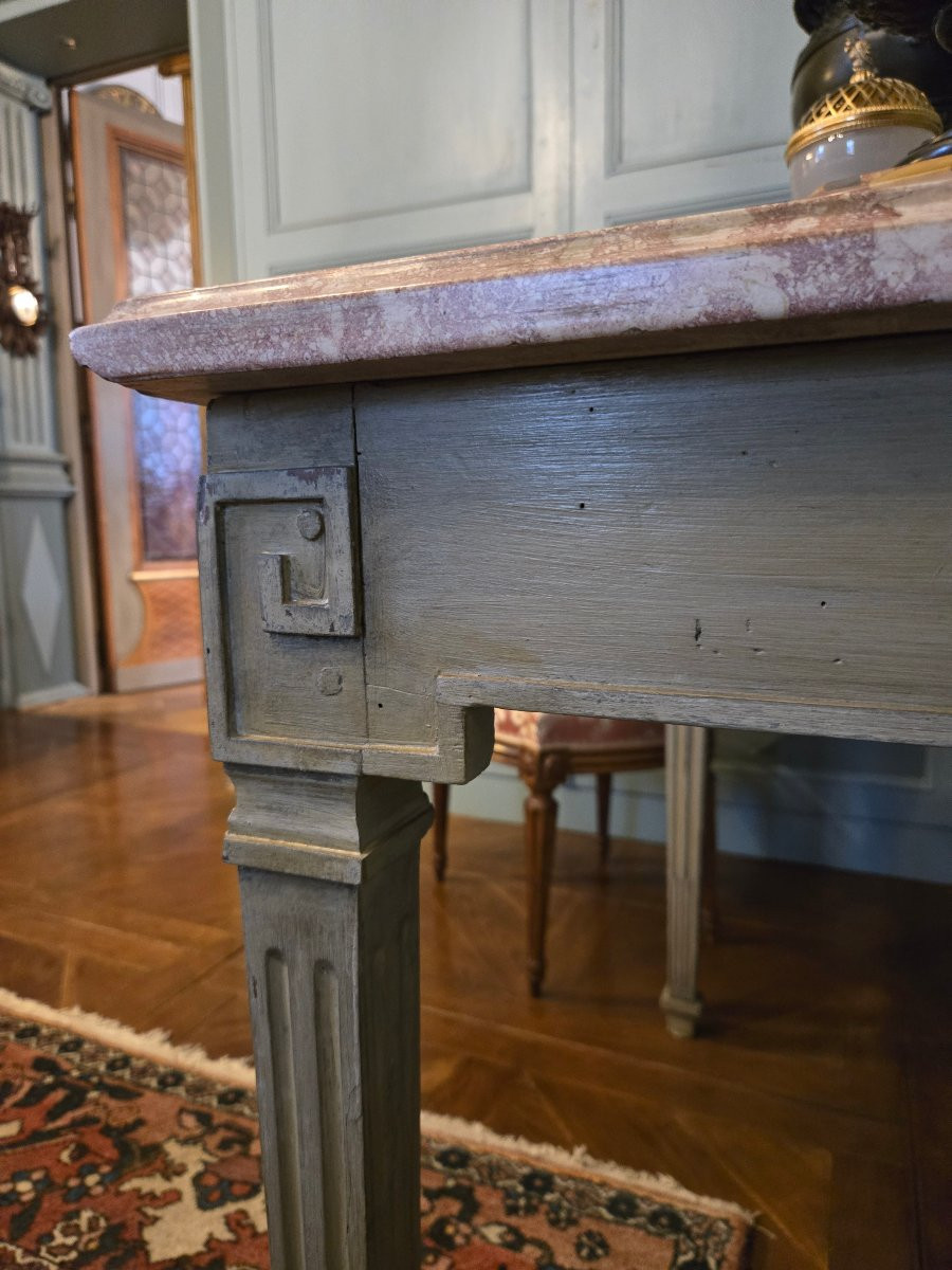 Table à gibier d’époque Louis XVI, coiffée d’un plateau en pierre marbrière de Bourgogne.  -photo-4
