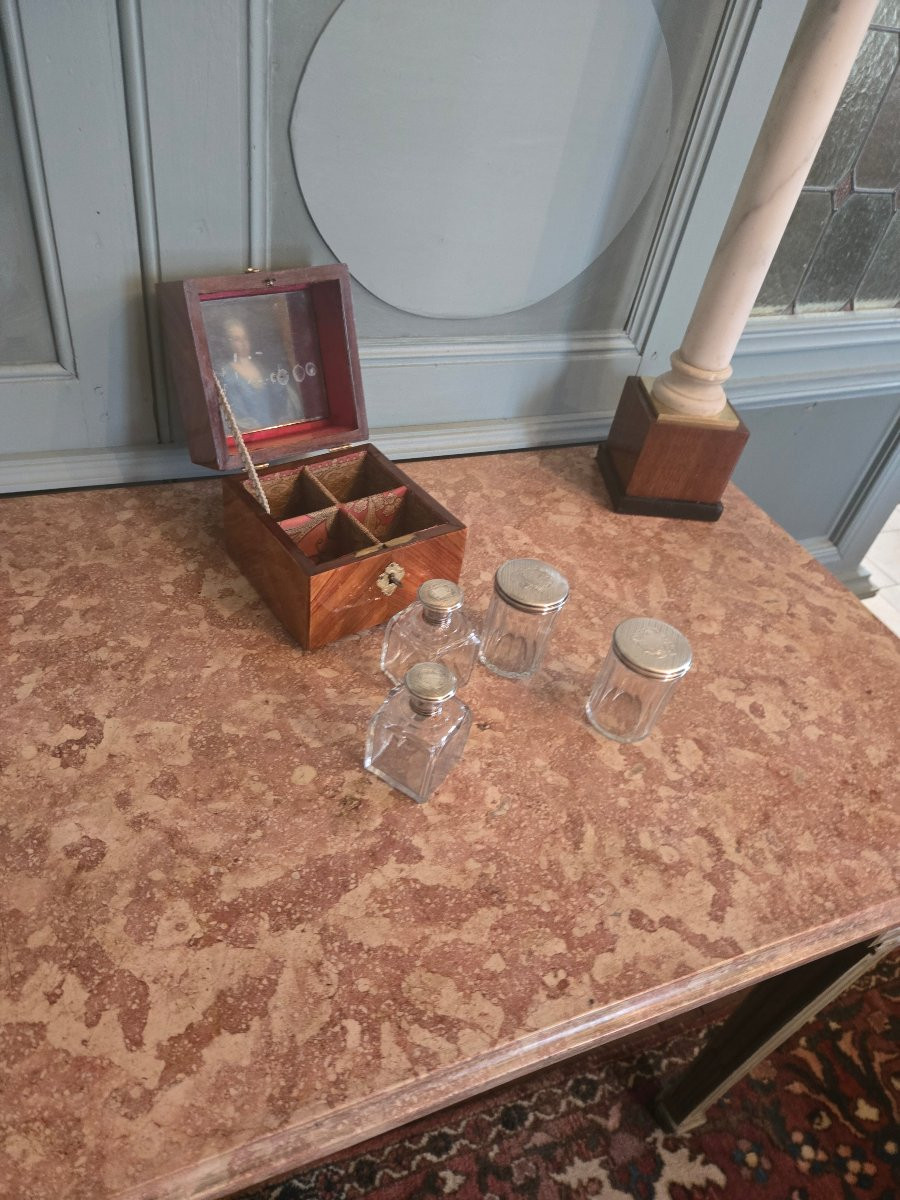 Louis XVI Period Cube Marquetry Perfume And Ointment Box.  -photo-3