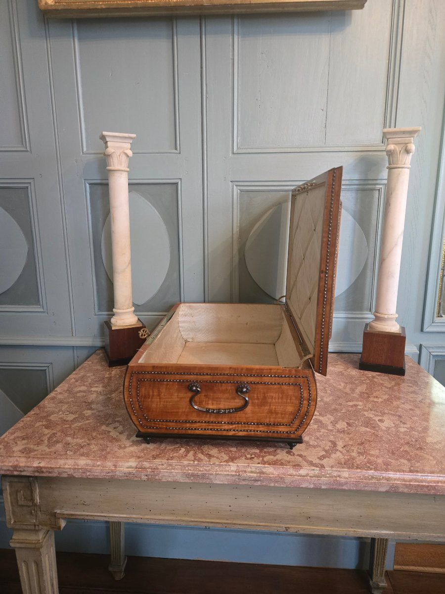 Santo Domingo Lemonwood Shawl Box. Restoration Period-photo-4