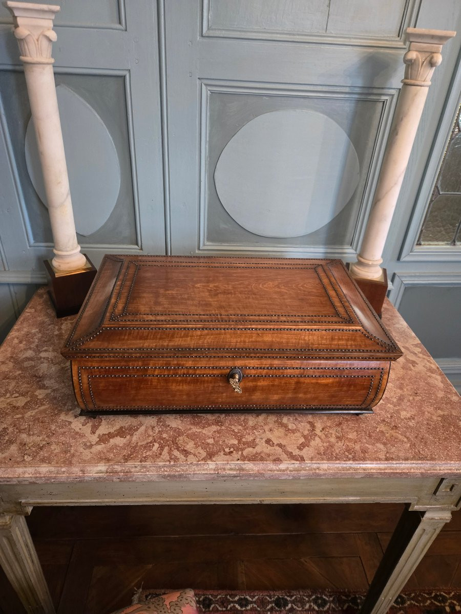 Santo Domingo Lemonwood Shawl Box. Restoration Period-photo-8