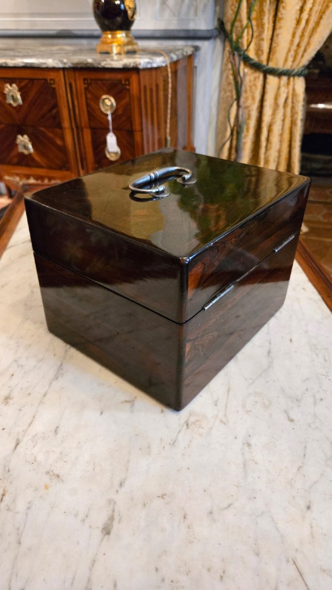 Nécessaire à parfums – Paris, vers 1730 .-photo-5