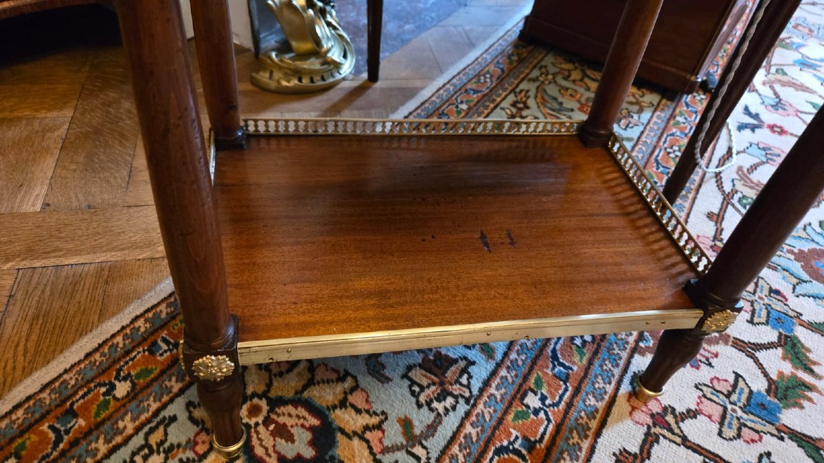 Chiffonnière Louis XVI en acajou, fin du XVIIIe siècle.  -photo-4