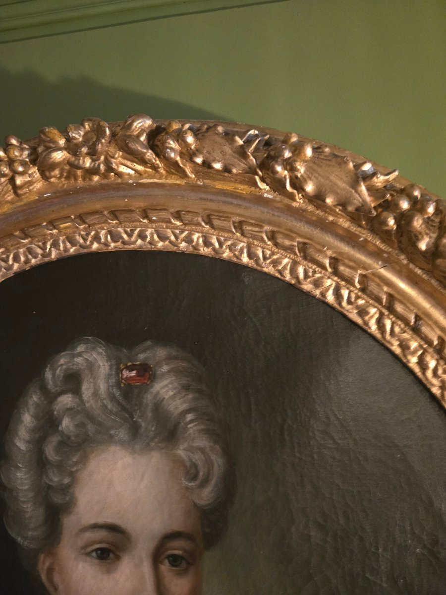 Large Portrait Of An Aristocrat, European School, Late 17th – Early 18th Century.  -photo-3