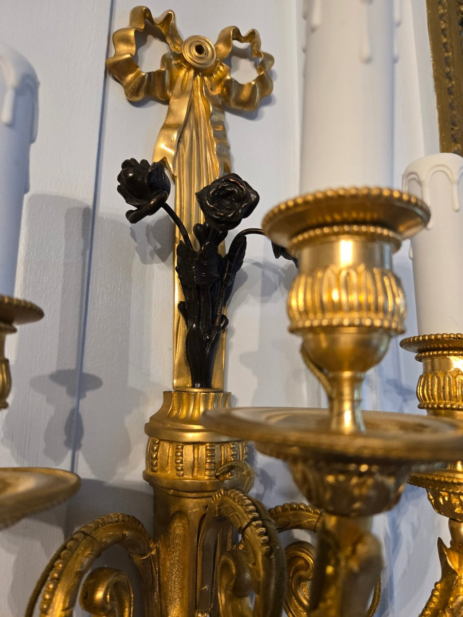 Pair Of Louis XVI Style Neoclassical Wall Sconces – Gilt Bronze And Patinated Bronze – 19th Century-photo-4
