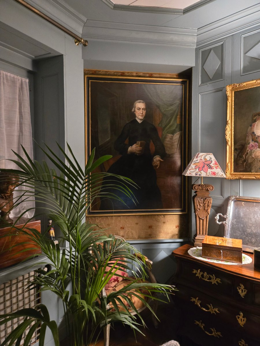 Important Portrait Of A Clergyman Who Was A Musician – Circa 1830.  -photo-5