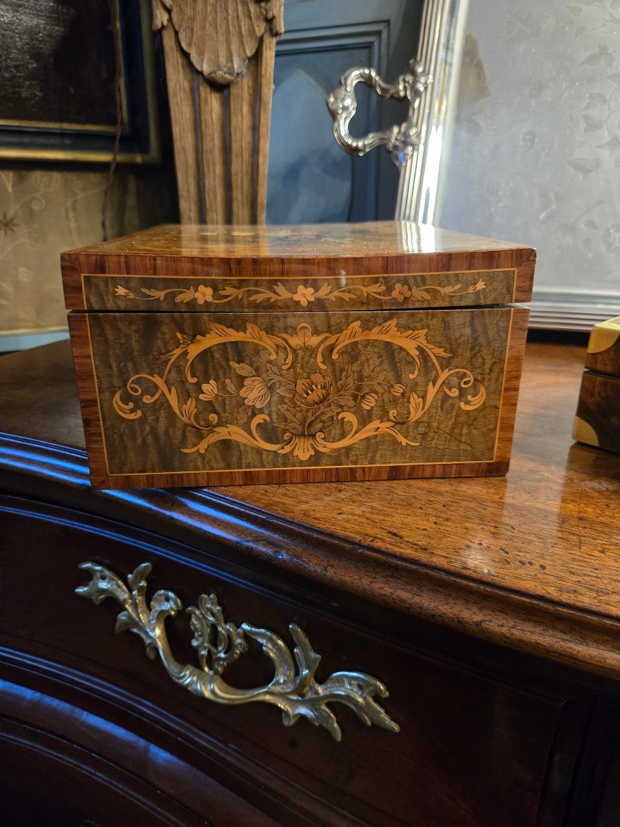 Floral Marquetry Box, European Work, Mid-19th Century.-photo-4